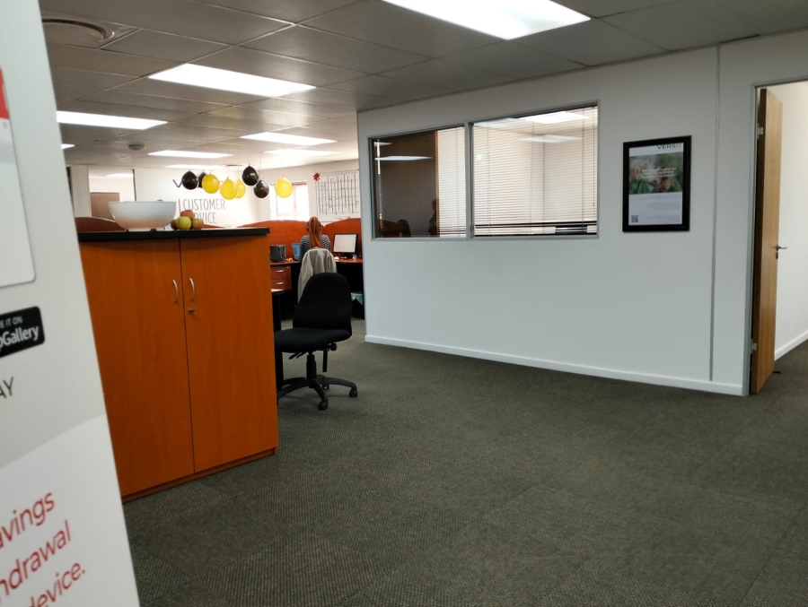 Commercial Property for Sale in Rosenpark Western Cape
